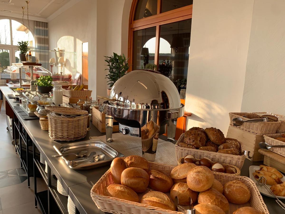 Seehotel Neue Liebe Куксхафен Экстерьер фото