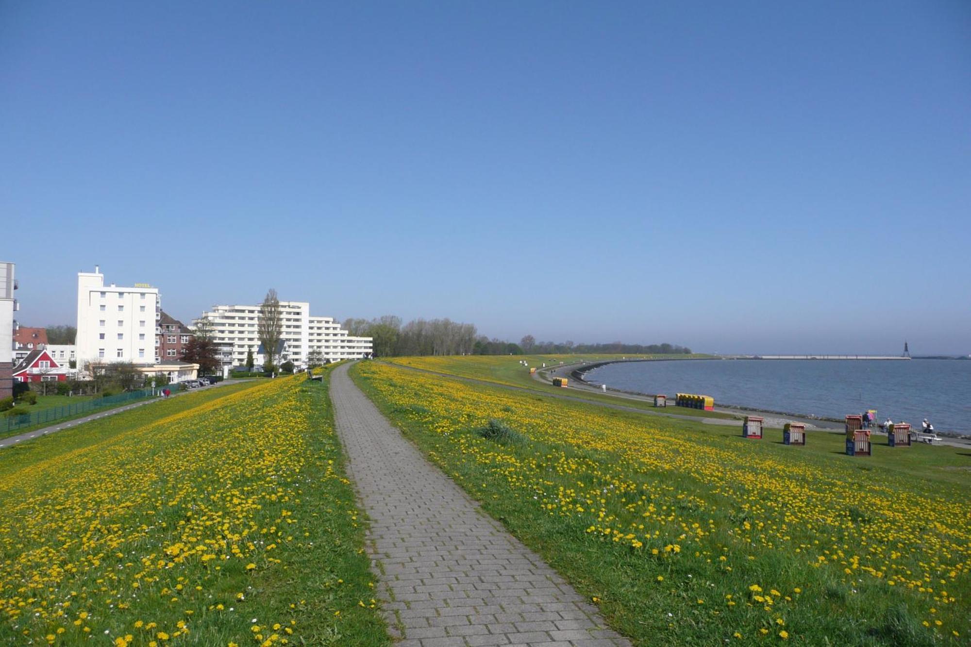 Seehotel Neue Liebe Куксхафен Экстерьер фото