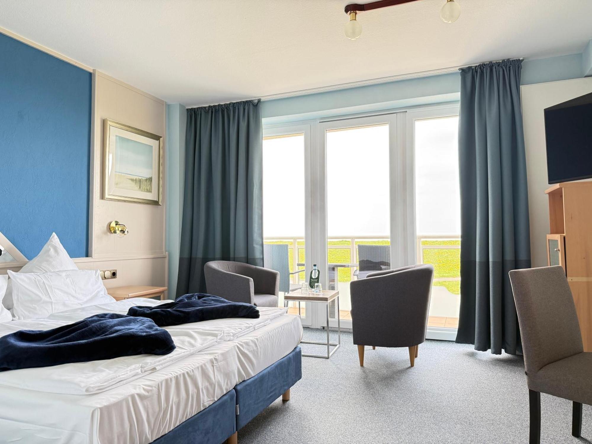 Seehotel Neue Liebe Куксхафен Экстерьер фото