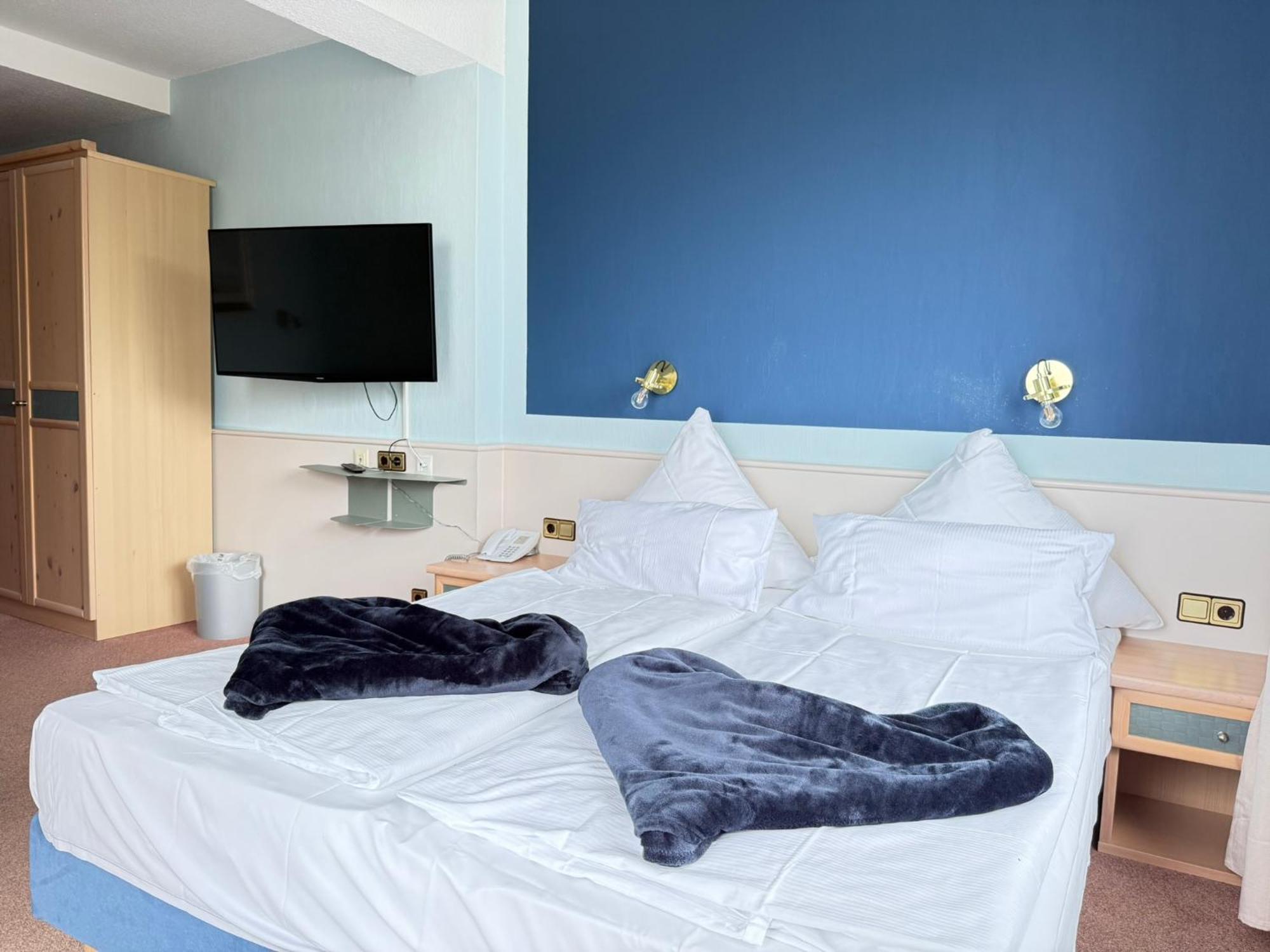 Seehotel Neue Liebe Куксхафен Экстерьер фото