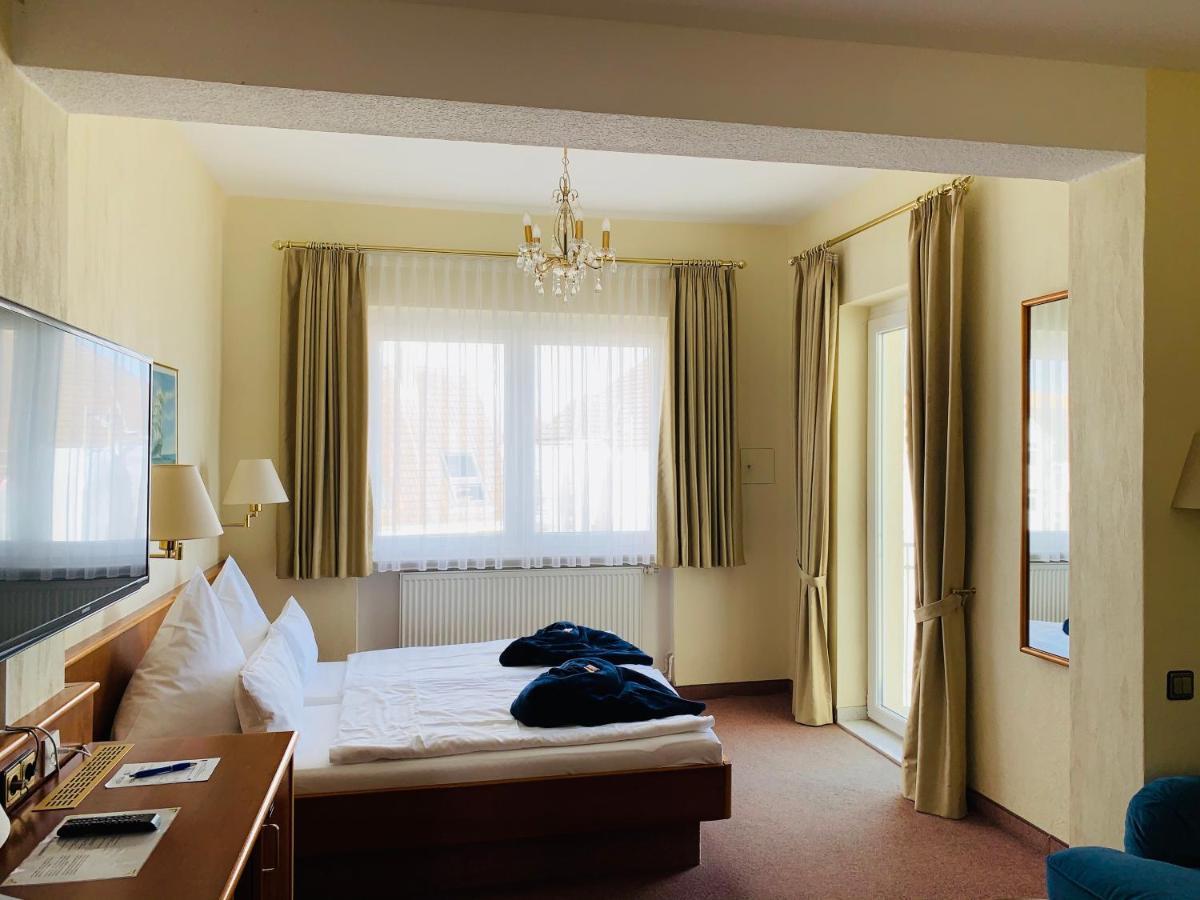 Seehotel Neue Liebe Куксхафен Экстерьер фото
