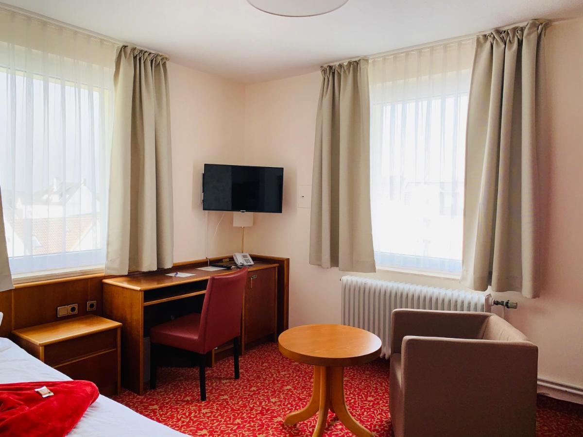 Seehotel Neue Liebe Куксхафен Экстерьер фото